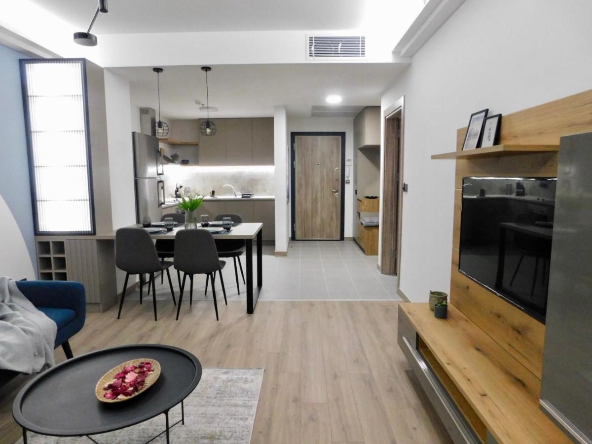Sky Side Luxury Condo Скоп'є Екстер'єр фото